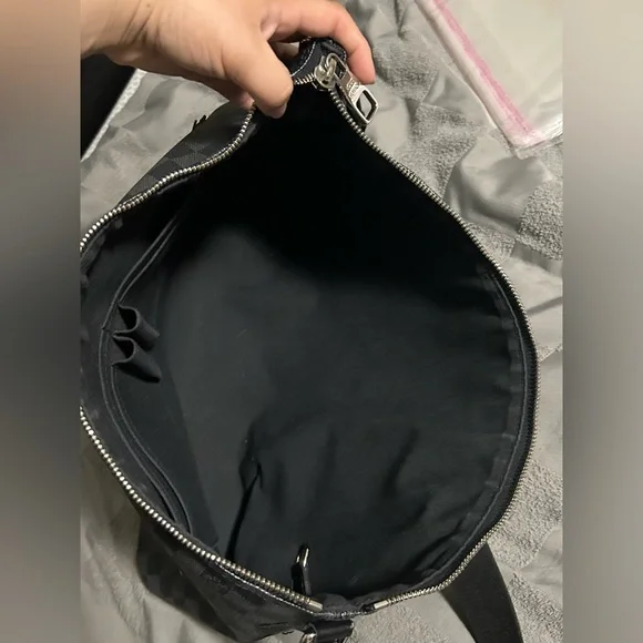 Louis Vuitton Damier Graphite Mick MM - Picture 5 of 9